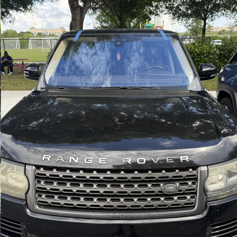Range Rover with a new windshield